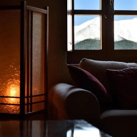 فندق Great Mantineia 4*